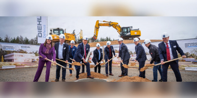 The Max Bögl Group is constructing a new building complex and a multi-storey car park for Diehl Defence as part of a comprehensive site development project.