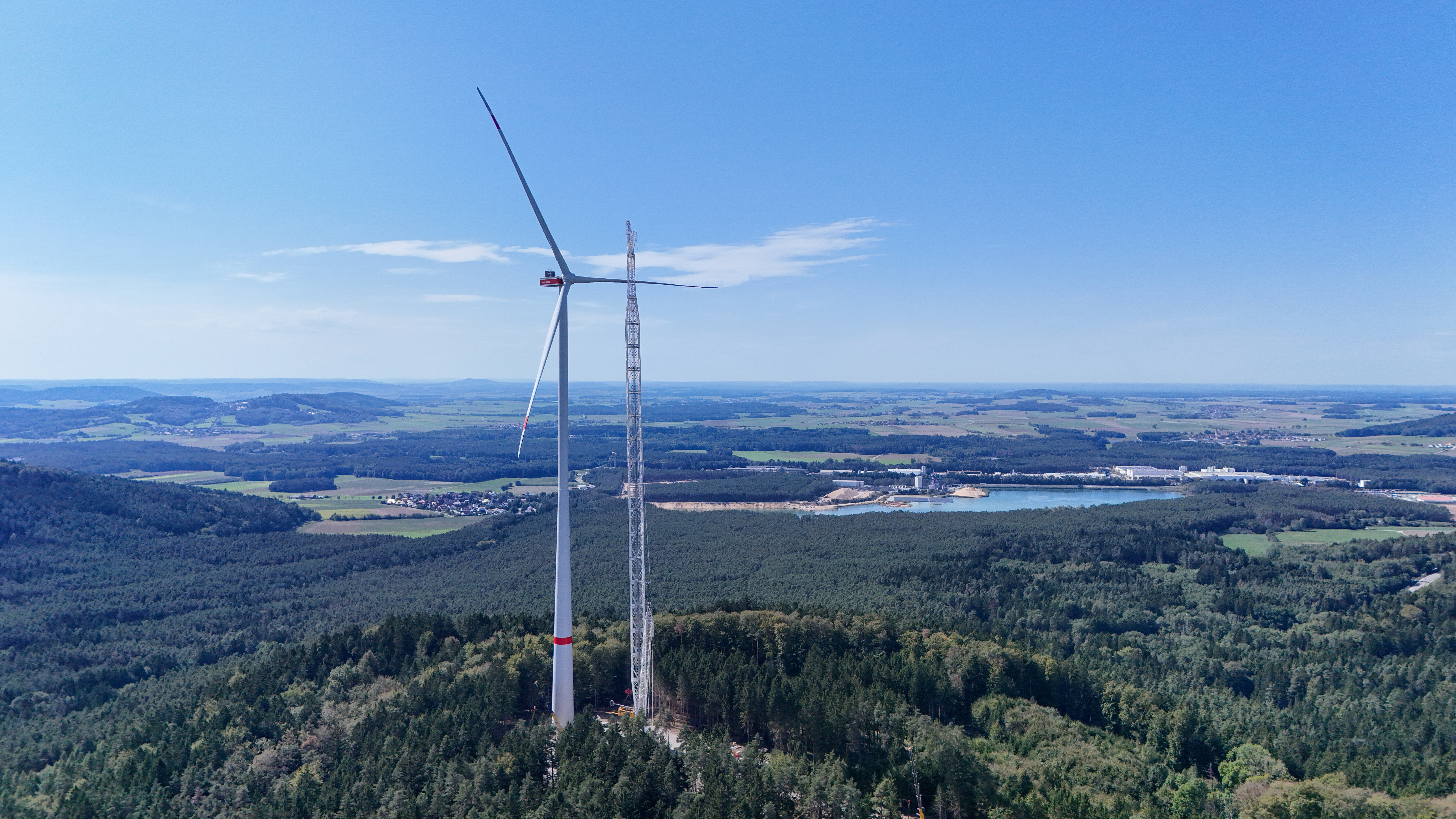 World record hub height: Max Bögl and Vestas complete wind energy project with the tallest serial produced wind tower